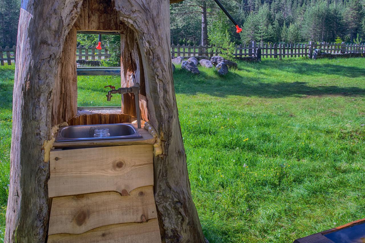 Eco Camp Chalets Pod Gorom Žabljak Eksteriør billede