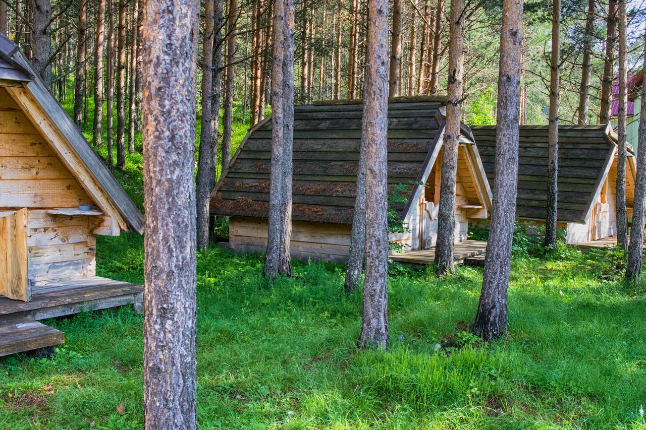 Eco Camp Chalets Pod Gorom Žabljak Eksteriør billede